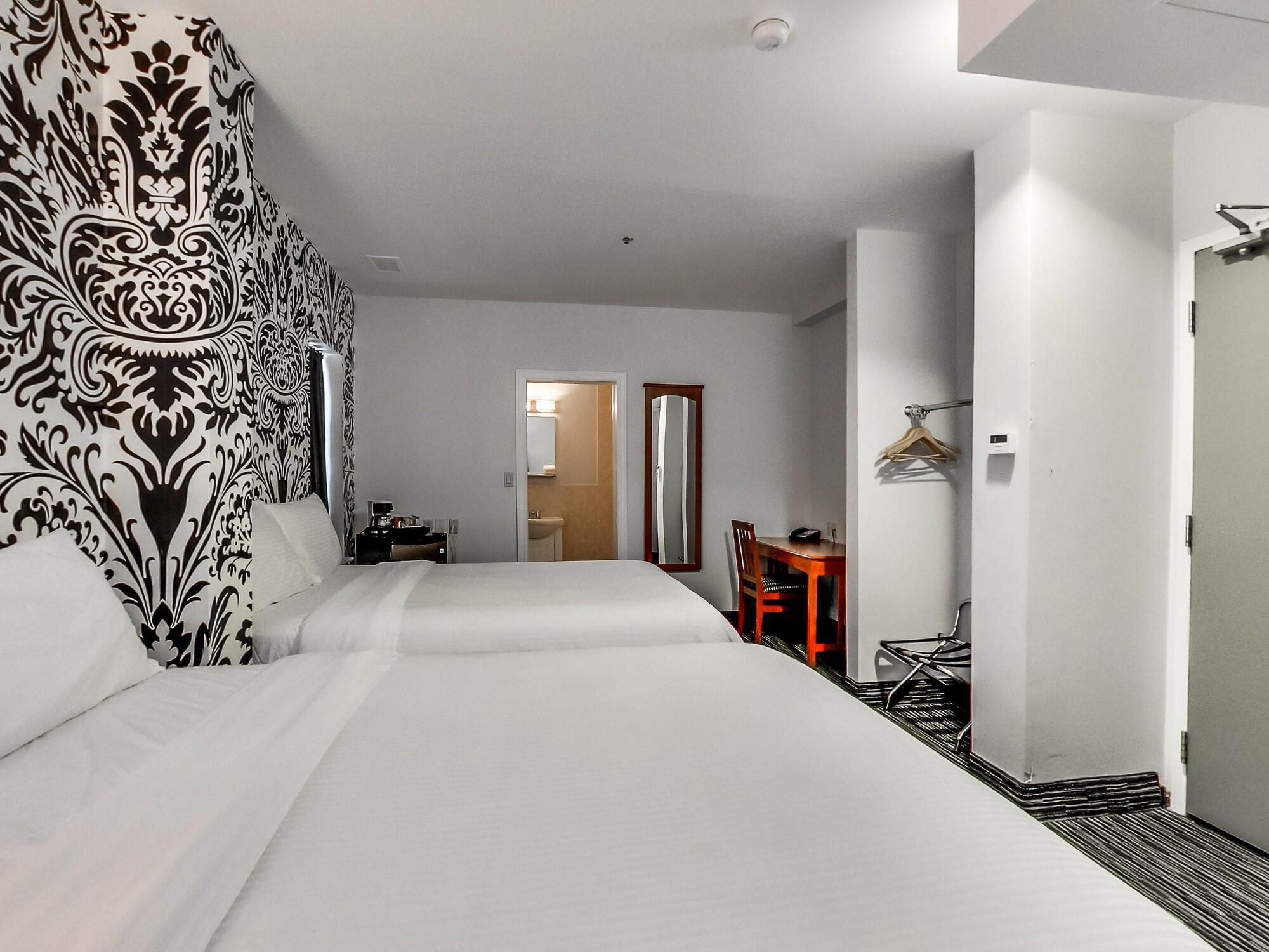 Isabella Hotel & Suites Toronto Bagian luar foto