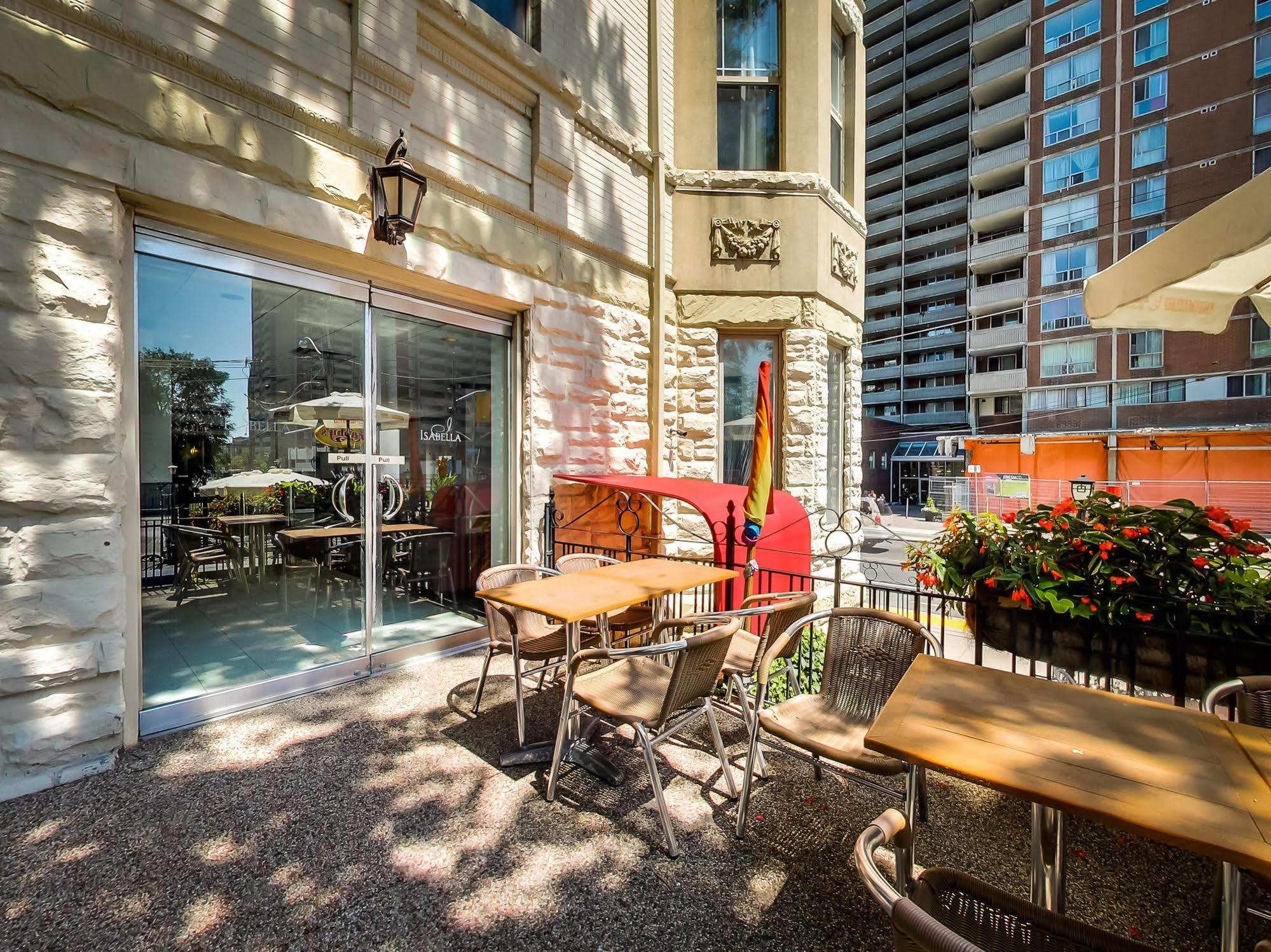 Isabella Hotel & Suites Toronto Bagian luar foto
